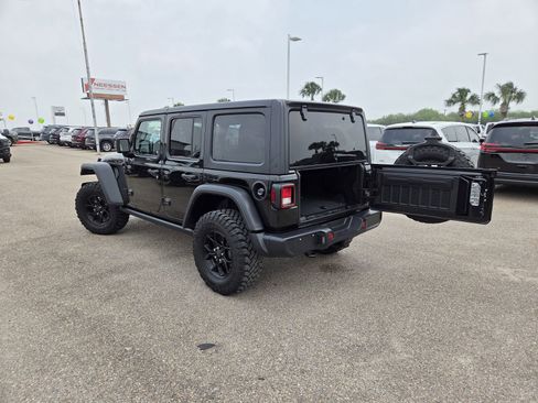 Used 2025 Jeep Wrangler Unlimited Sport AWD/4WD image 26