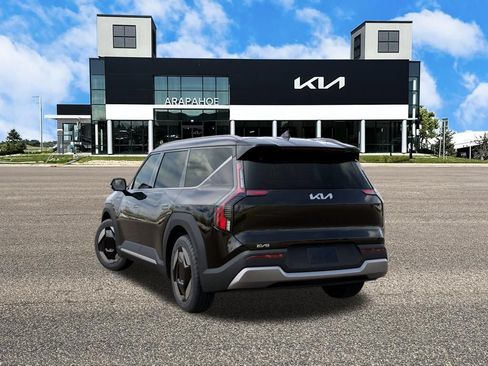 New 2026 Kia EV9 Wind AWD/4WD image 4
