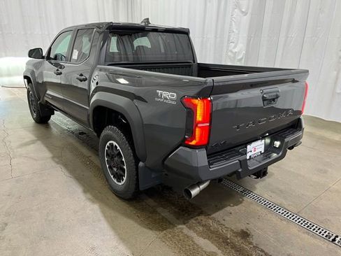 New 2026 Toyota Tacoma TRD Off-Road AWD/4WD image 5