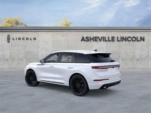 New 2025 Lincoln Corsair Reserve w/ Jet Appearance Package image 4