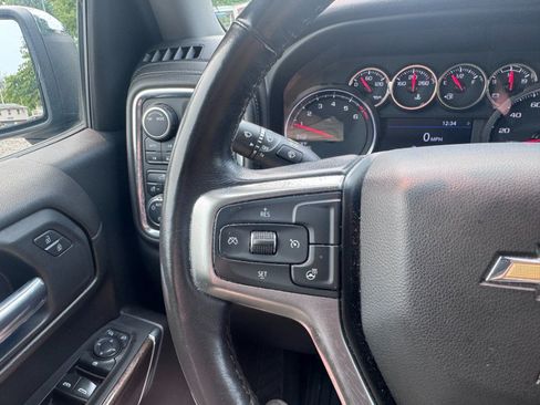 Used 2021 Chevrolet Silverado 1500 LT AWD/4WD image 19