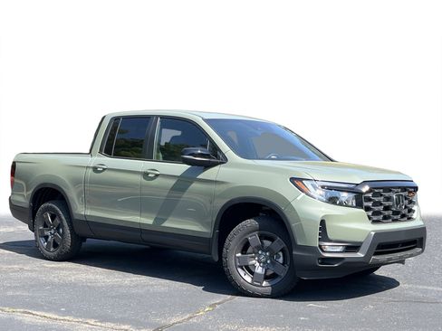 New 2026 Honda Ridgeline TrailSport image 2