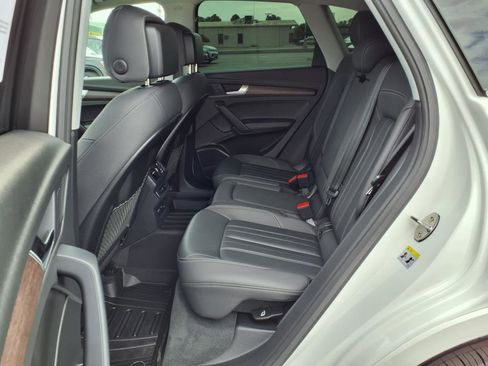 Used 2022 Audi Q5 2.0T Premium Plus w/ Premium Plus Package image 13