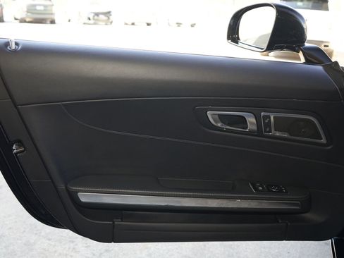 Used 2017 Mercedes-Benz AMG GT Coupe image 18