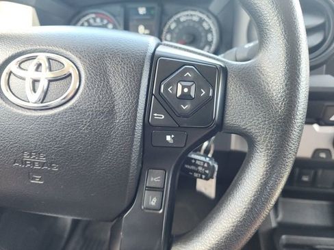 Used 2022 Toyota Tacoma SR image 30