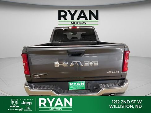 New 2026 RAM 1500 4x4 Crew Cab image 8