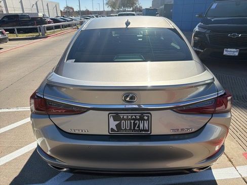 Used 2019 Lexus ES 350 image 11