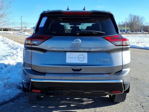 New 2026 Nissan Rogue Platinum w/ Tech Package AWD/4WD image 5