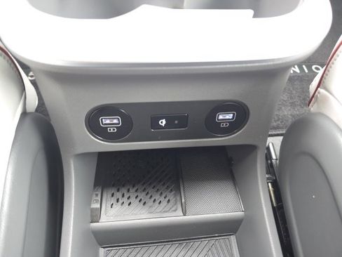 Used 2023 Hyundai Ioniq 5 Limited image 19