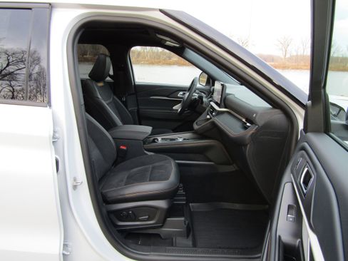 New 2026 Ford Explorer Tremor w/ Tremor Ultimate Package image 25