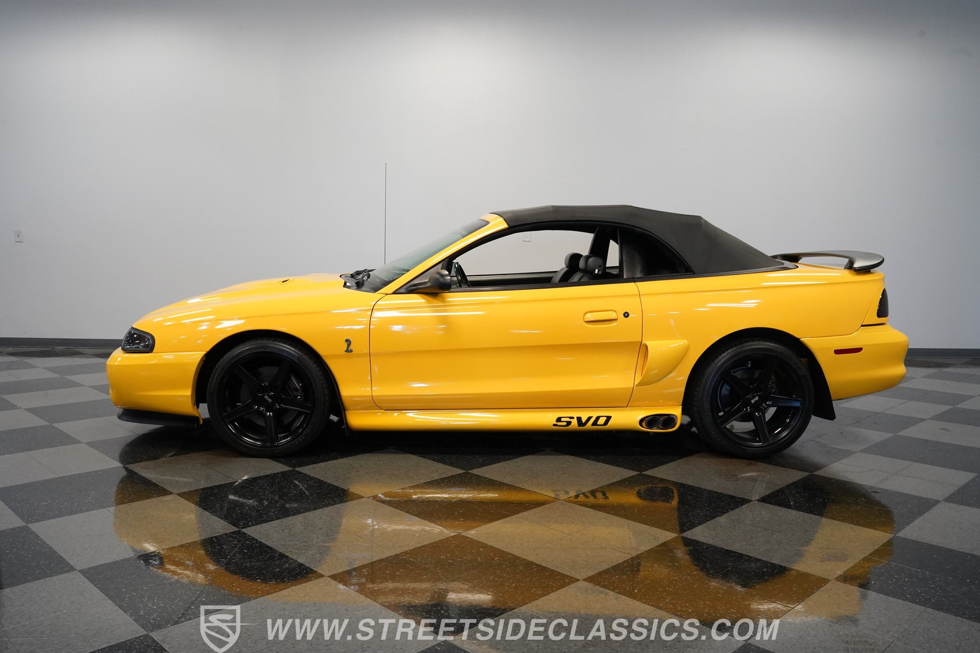 Used 1998 Ford Mustang Cobra RWD image 2