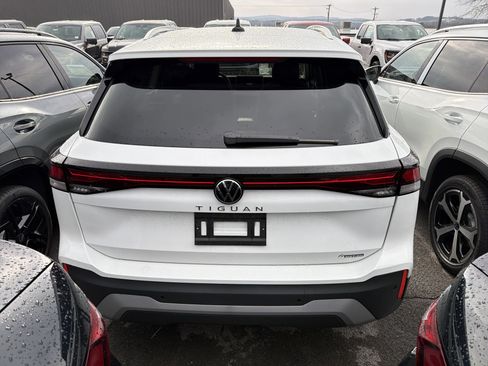 New 2026 Volkswagen Tiguan S image 6