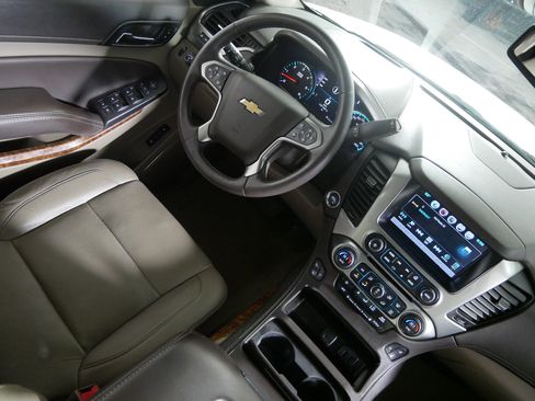 Used 2016 Chevrolet Tahoe LTZ image 9