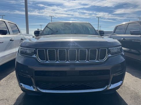 Used 2021 Jeep Grand Cherokee L Limited image 2