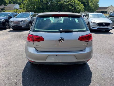 Used 2015 Volkswagen Golf S FWD image 10