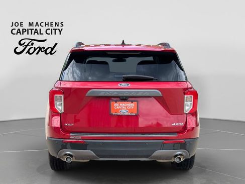 Used 2023 Ford Explorer XLT w/ Equipment Group 202A AWD/4WD image 6