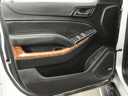 Used 2020 Chevrolet Tahoe Premier w/ Max Trailering Package image 9