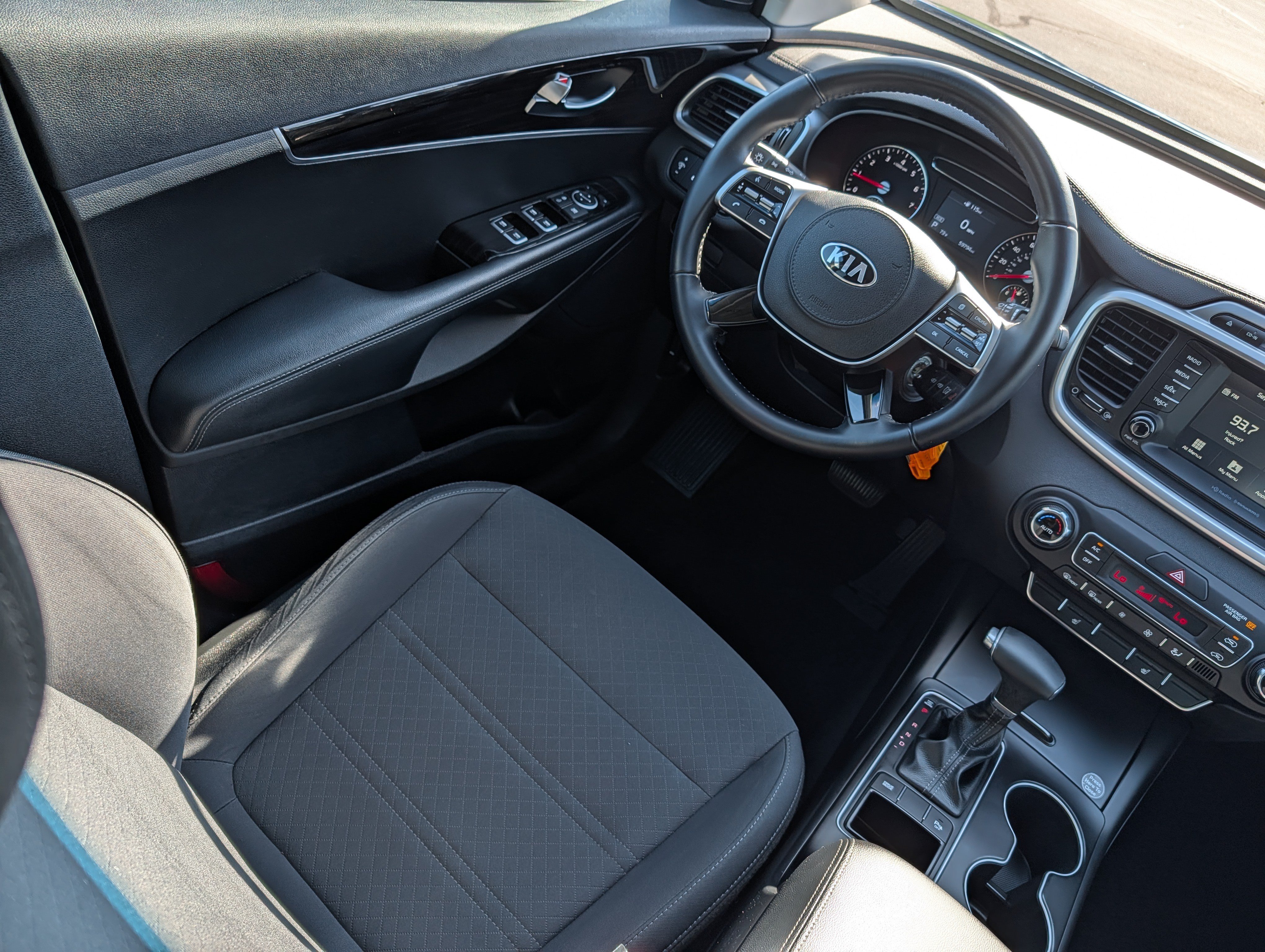 Used 2019 Kia Sorento FWD w/ LX Convenience Package image 9