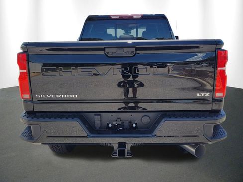 New 2025 Chevrolet Silverado 2500 LTZ w/ Z71 Chrome Sport Edition AWD/4WD image 7