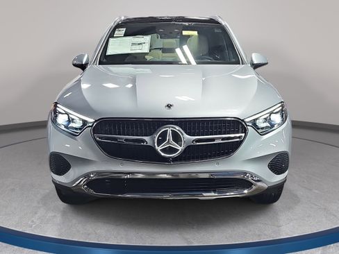 New 2026 Mercedes-Benz GLC 300 image 2