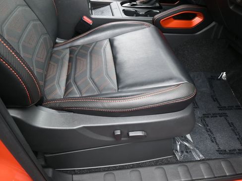 Used 2025 Nissan Frontier Pro-X w/ Pro Premium Package image 40