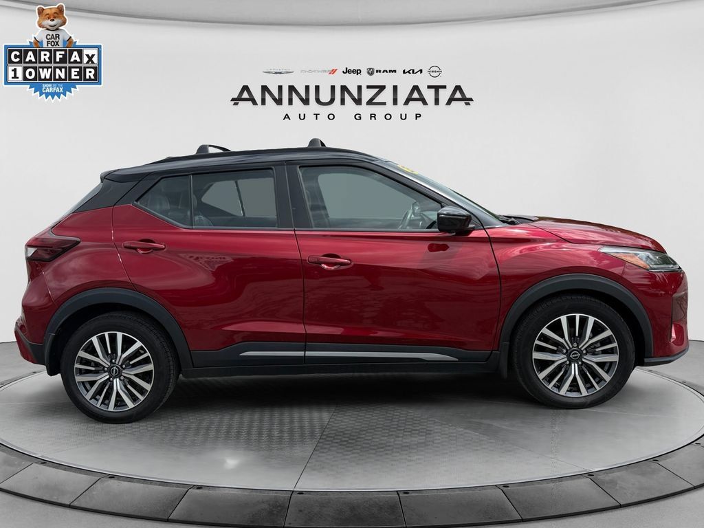 Certified 2023 Nissan Kicks SR w/ SR Premium Package FWD image 6