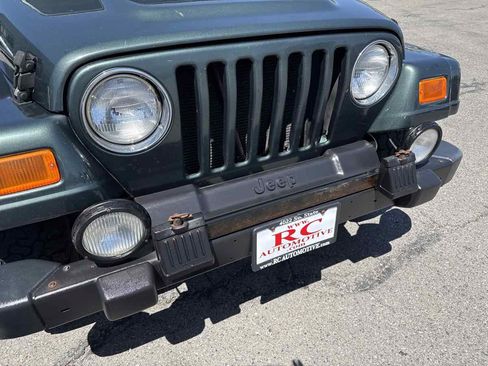 Used 2003 Jeep Wrangler Sahara AWD/4WD image 19