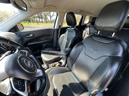 Used 2020 Jeep Compass Limited image 9