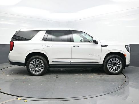 Used 2023 GMC Yukon Denali Ultimate image 8