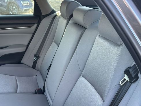 Used 2018 Honda Accord LX image 30