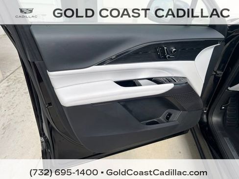 Certified 2024 Cadillac Lyriq Luxury AWD/4WD image 16