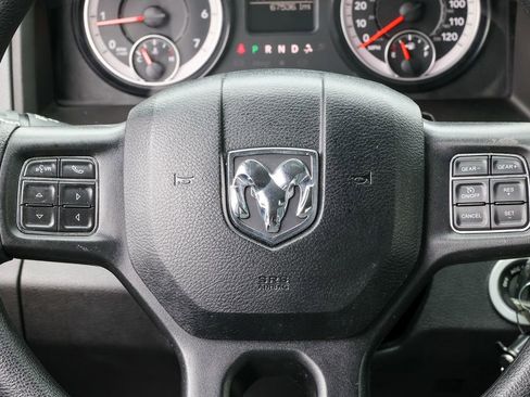 Used 2019 RAM 1500 Express w/ Express Value Package AWD/4WD image 8
