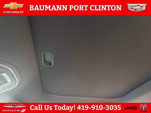 Used 2024 Jeep Grand Cherokee Altitude AWD/4WD image 21
