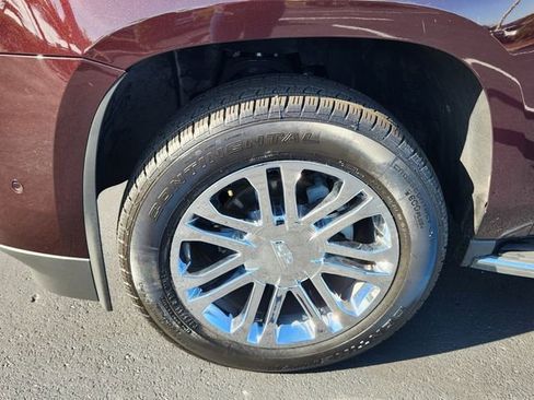 Used 2017 Cadillac Escalade 2WD image 8