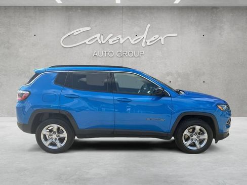Used 2024 Jeep Compass Latitude AWD/4WD image 18