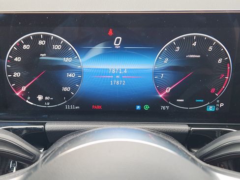 Used 2025 Mercedes-Benz GLA 250 4MATIC image 17