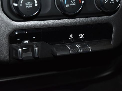 Used 2024 RAM 2500 Big Horn image 13