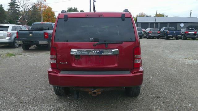 Used 2012 Jeep Liberty Sport AWD/4WD image 4