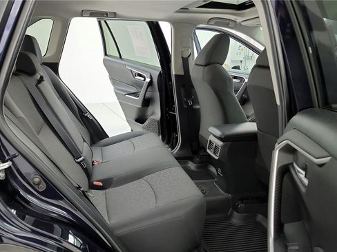 Used 2023 Toyota RAV4 XLE image 30