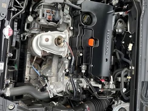 Used 2023 Honda Civic LX image 32