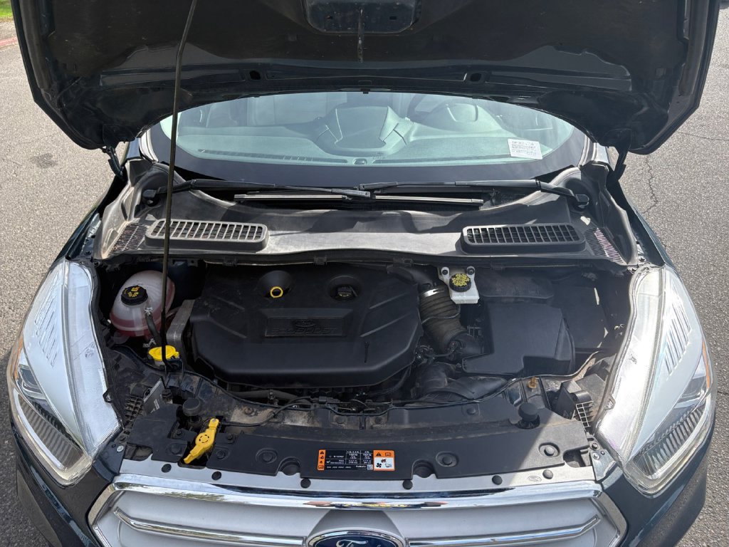 Used 2019 Ford Escape Titanium FWD image 24