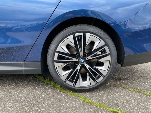 New 2026 BMW 530i xDrive AWD/4WD image 5