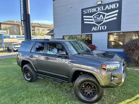 Used 2023 Toyota 4Runner SR5 Premium w/ Moonroof Package AWD/4WD image 2