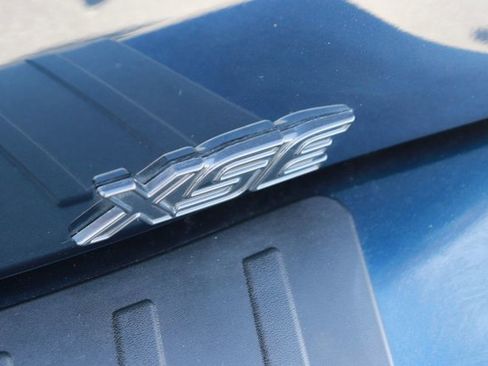 Used 2022 Toyota Corolla XSE image 7