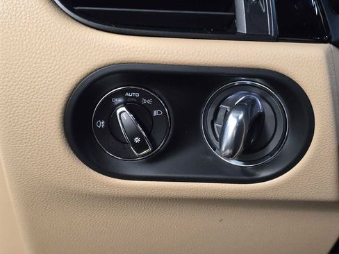 Used 2020 Porsche Macan S image 22