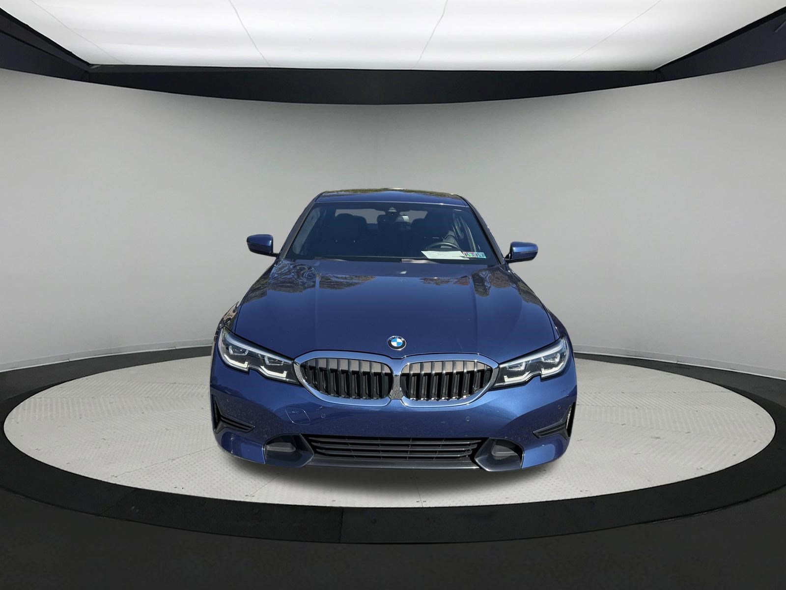 Used 2022 BMW 330i xDrive Sedan w/ Driving Assistance Package AWD/4WD image 2