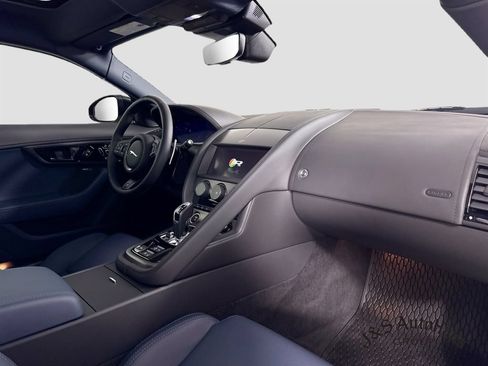 Used 2024 Jaguar F-TYPE R AWD/4WD image 37
