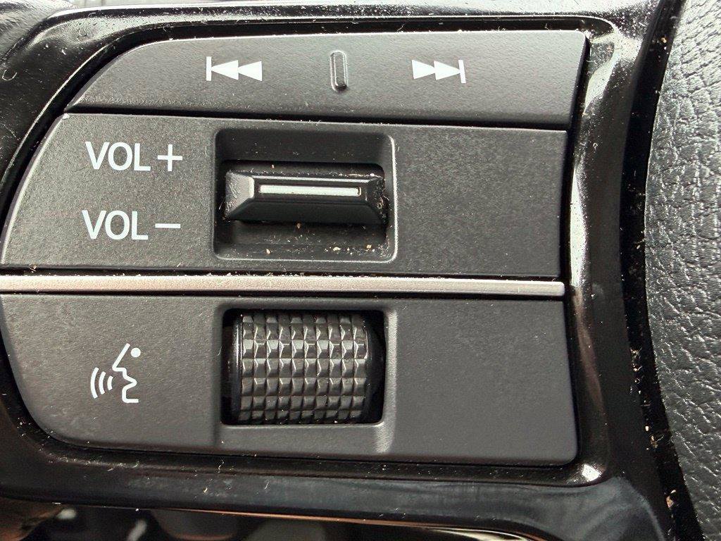 Used 2023 Honda Accord Touring image 17
