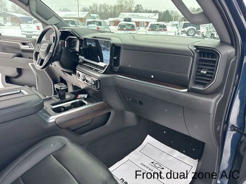 Used 2022 GMC Sierra 1500 SLT w/ SLT Convenience Package image 33