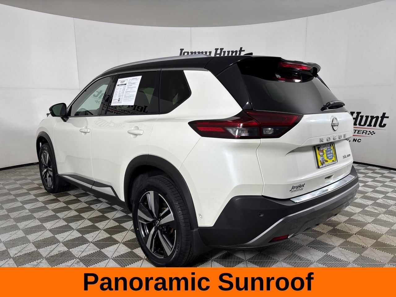 Used 2023 Nissan Rogue SL w/ SL Premium Package AWD/4WD image 9